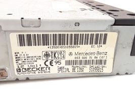 Mercedes-Benz E W124 Panel / Radioodtwarzacz CD/DVD/GPS 0038203186