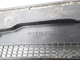 Mercedes-Benz W123 Griglia anteriore 1238360165