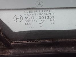 Mercedes-Benz E W124 Luna/vidrio traseras 43R001351