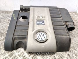 Volkswagen Golf V Moottorin koppa 06F133837T