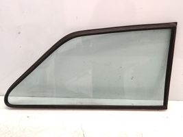 Volkswagen Polo II 86C 2F Fenêtre latérale avant / vitre triangulaire 43R001057
