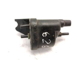 Volkswagen Polo II 86C 2F Turboahtimen magneettiventtiili 321906283