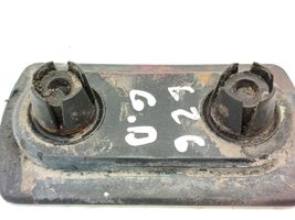 Volkswagen Polo II 86C 2F Support de coin de pare-chocs 873807193