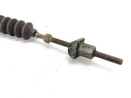 Volkswagen Polo II 86C 2F Cable d'embrayage 
