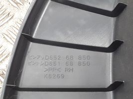 Mazda 2 Dolny panel schowka koła zapasowego D65268850