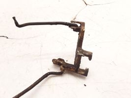 Audi 80 90 B2 Serrure de porte avant 813837079