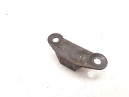 Audi 80 90 B2 Etupuskurin kannake 811807477C