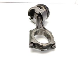 Opel Astra H Piston with connecting rod P885