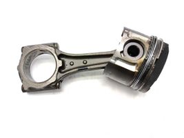Opel Astra H Piston with connecting rod P885