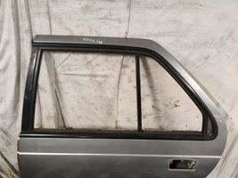 Mazda 929 Portiera posteriore 