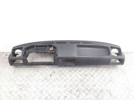 Audi 80 90 B2 Panelė 811857069