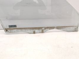 Mazda 929 Etuoven ikkunalasi, neliovinen malli AS2