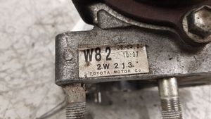 Toyota RAV 4 (XA40) Scatola ingranaggi del cambio W82