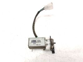 Mazda 929 Motorino del tappo del serbatoio del carburante 8308000200