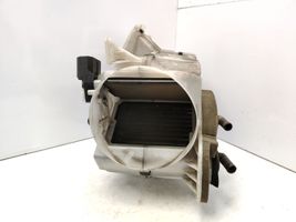 Mazda 929 Scatola alloggiamento climatizzatore riscaldamento abitacolo assemblata HE2261130