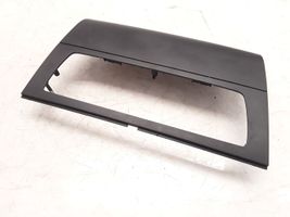 BMW 1 E81 E87 Rivestimento del pannello 6976846