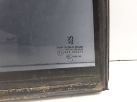 Peugeot 607 Takakulmaikkunan ikkunalasi 43R000677