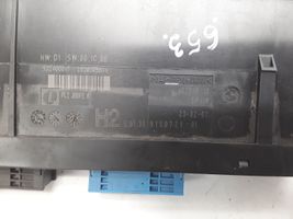 BMW 1 E81 E87 Komputer / Sterownik ECU i komplet kluczy 0281013537