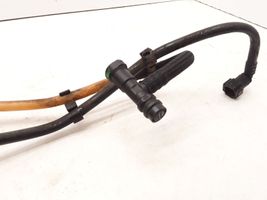 Renault Megane II Fuel line pipe 