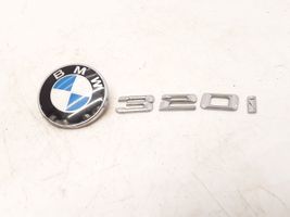 BMW 3 E92 E93 Logo, emblème de fabricant 7146052