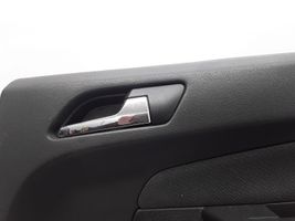 Opel Zafira B Boczki / Poszycie drzwi tylnych 13165274