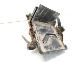 Fiat Panda II Boîte de batterie 46806763