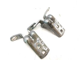 Opel Astra J Set di cerniere portiera anteriore Z179