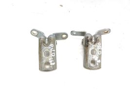 Opel Astra J Set di cerniere portiera anteriore Z179