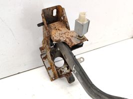 KIA Sorento Clutch pedal 