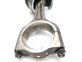 Peugeot 208 Piston avec bielle 