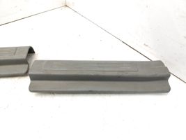 Suzuki Forenza Rear sill trim cover 96555528