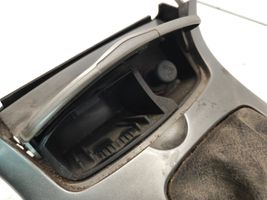 Mazda 6 Vaihdevivun/vaihtajan verhoilu nahka/nuppi GJ6A64334