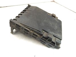 Volkswagen Caddy Coperchio scatola dei fusibili 1K0937132F