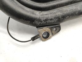 Renault Scenic I Tubo e bocchettone per riempimento serbatoio del carburante 7700424075B