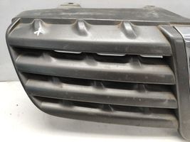 Nissan Qashqai Maskownica / Grill / Atrapa górna chłodnicy 62310JD00B