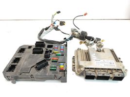 Citroen Berlingo Komputer / Sterownik ECU i komplet kluczy 9663944680