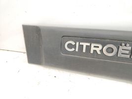 Citroen Berlingo Priekšpusē durvju dekoratīvā apdare (moldings) 9619030577
