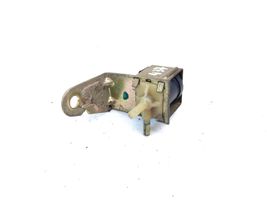 Audi 100 S4 C4 Solenoidinis vožtuvas 437906283A