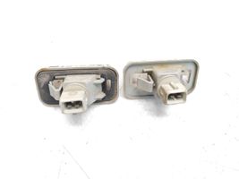 Toyota Avensis T250 Lampa oświetlenia tylnej tablicy rejestracyjnej 236387