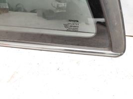 Toyota Avensis T250 Fenêtre latérale avant / vitre triangulaire 43R006723