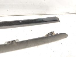 BMW X3 E83 Rivestimento modanatura del vetro della portiera anteriore 