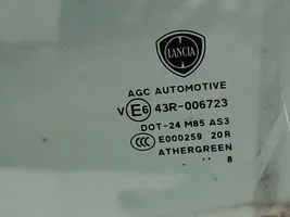 Lancia Delta aizmugurējo durvju stikls 43R006723