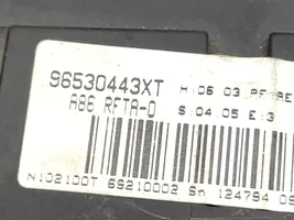 Citroen C3 Climate control unit 96530443XT