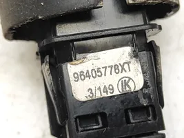 Citroen C3 Pluriel Interrupteur feux de détresse 96405778XT