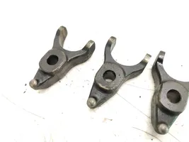 Toyota Previa (XR30, XR40) II Support de pince d'injecteur de carburant 