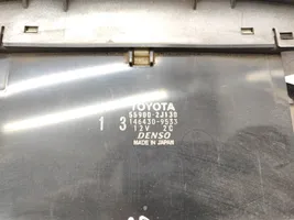Toyota Previa (XR30, XR40) II Panel klimatyzacji 559002J130