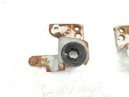 Mazda 626 Staffa del pannello di supporto del radiatore 