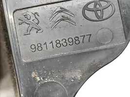Peugeot Traveller Poprzeczka zderzaka przedniego 9811839877