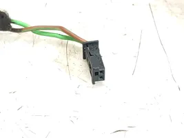 Mercedes-Benz CLS C219 Cableado de puerta trasera A2115408308