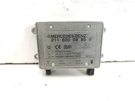 Mercedes-Benz CLS C219 Antennenverstärker Signalverstärker 2118200885